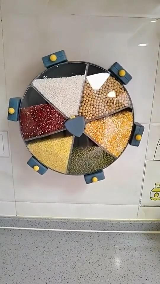 Cereal Dispenser for Organizing Dry Grains