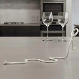 Robe wine bottle holder